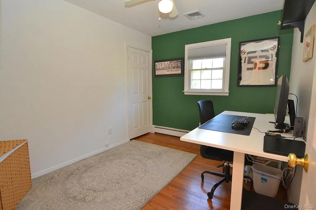 190 Pine Neck Avenue East Patchogue NY 11772
