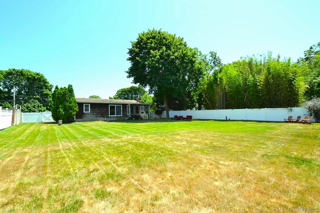 190 Pine Neck Avenue East Patchogue NY 11772