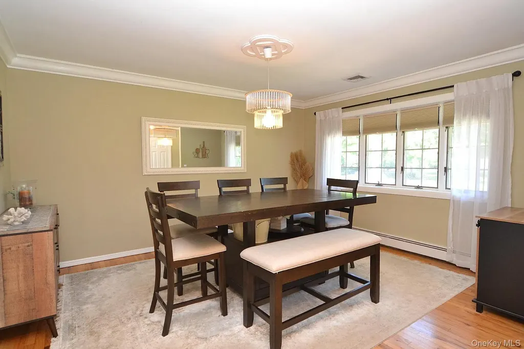 190 Pine Neck Avenue East Patchogue NY 11772