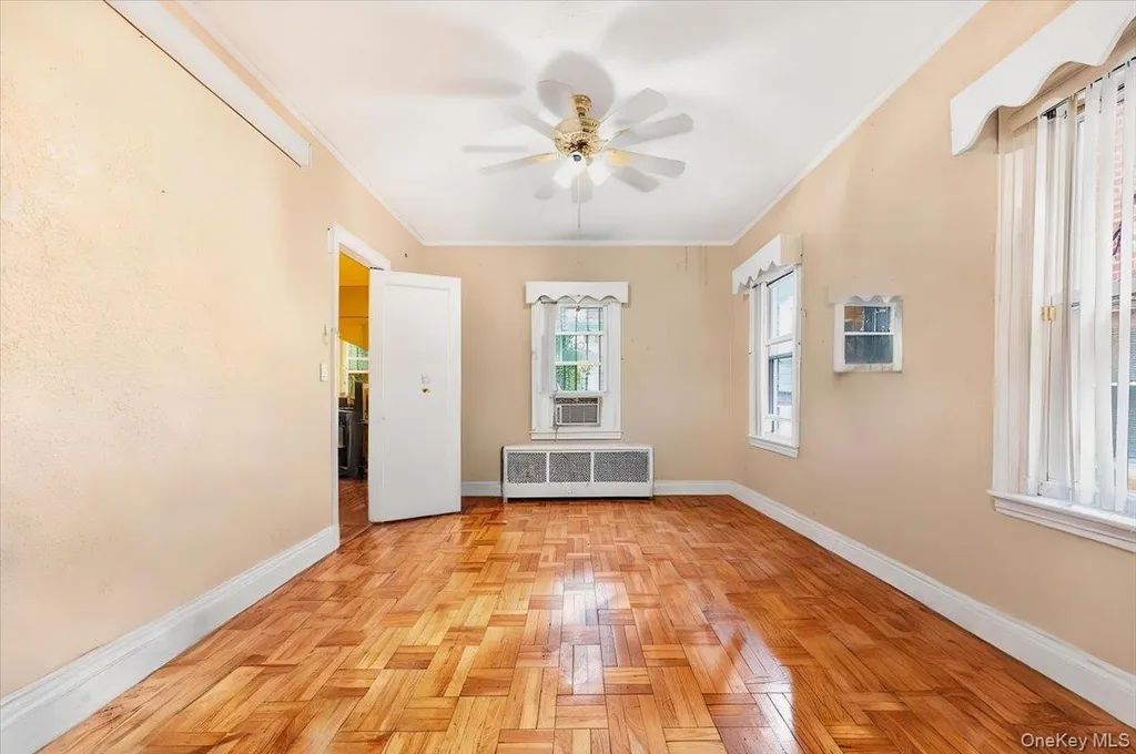 3236 Fish Avenue Bronx NY 10469