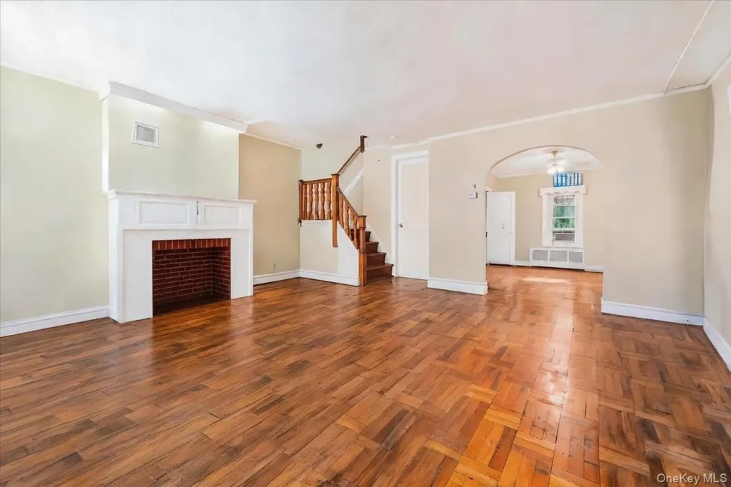 3236 Fish Avenue Bronx NY 10469