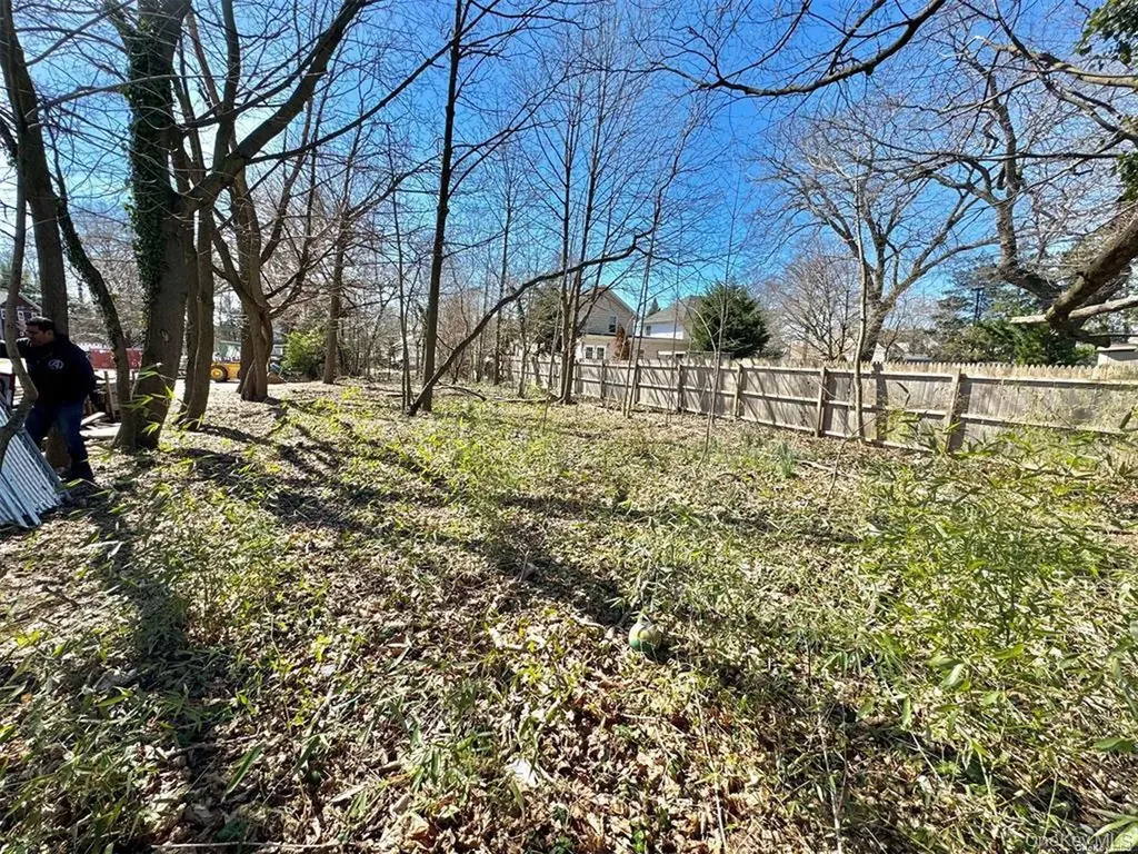 627 Wadleigh Avenue West Hempstead NY 11552