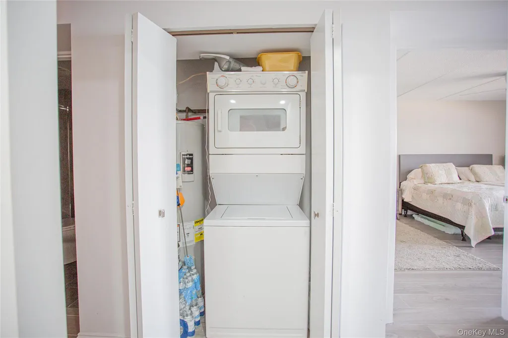 230 W Broadway Long Beach NY 11561