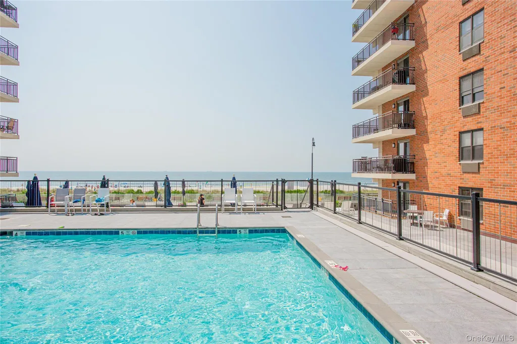 230 W Broadway Long Beach NY 11561