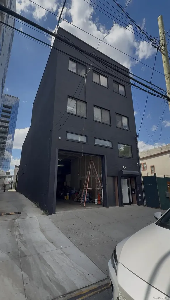 33-54 Farrington Street Flushing NY 11354