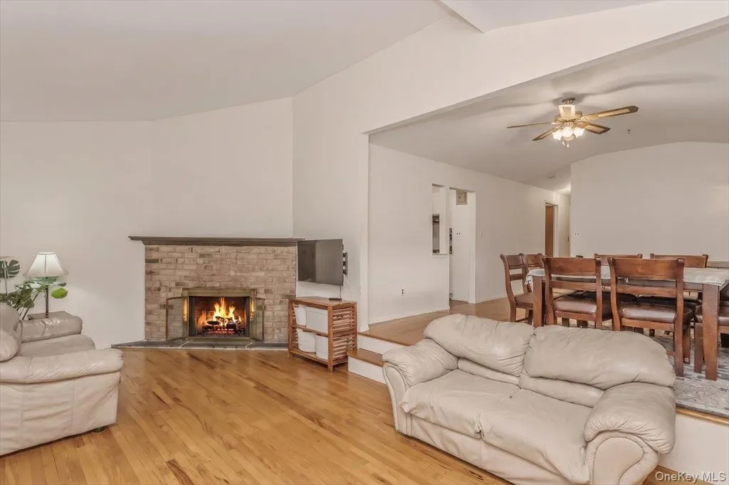 6117 231st Street Oakland Gardens NY 11364