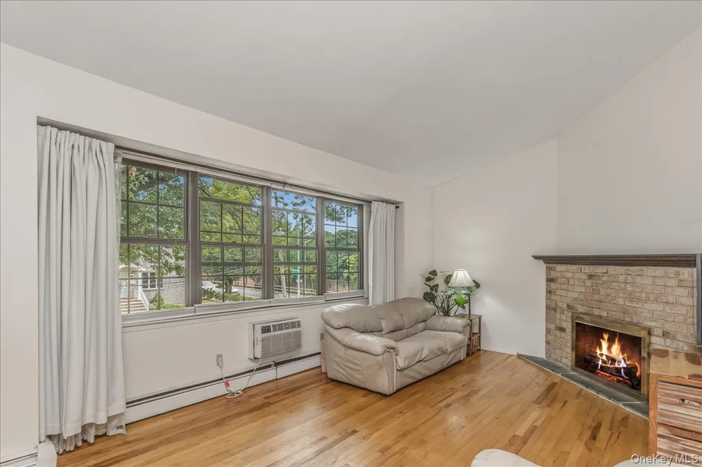 6117 231st Street Oakland Gardens NY 11364