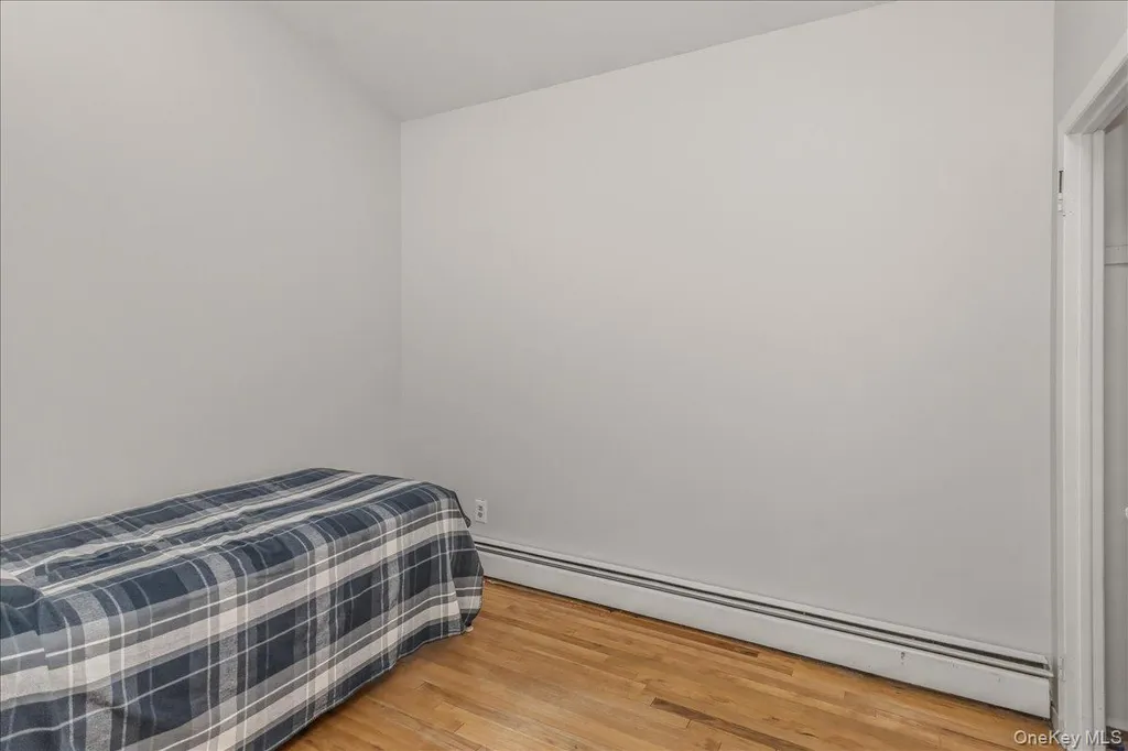 6117 231st Street Oakland Gardens NY 11364