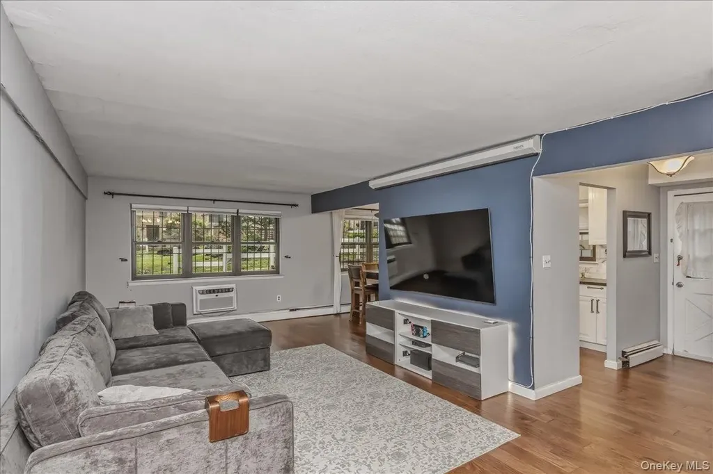 6117 231st Street Oakland Gardens NY 11364