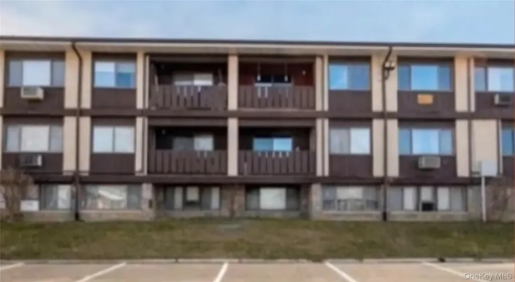 250 North Main Street Spring Valley NY 10977