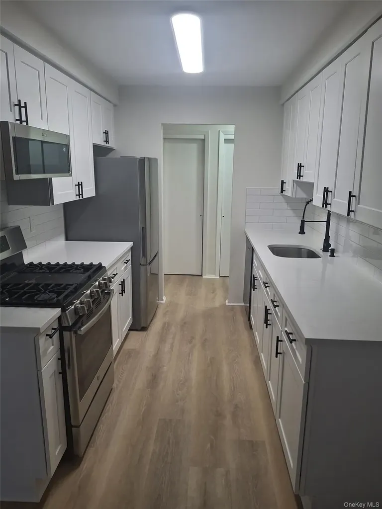 250 North Main Street Spring Valley NY 10977