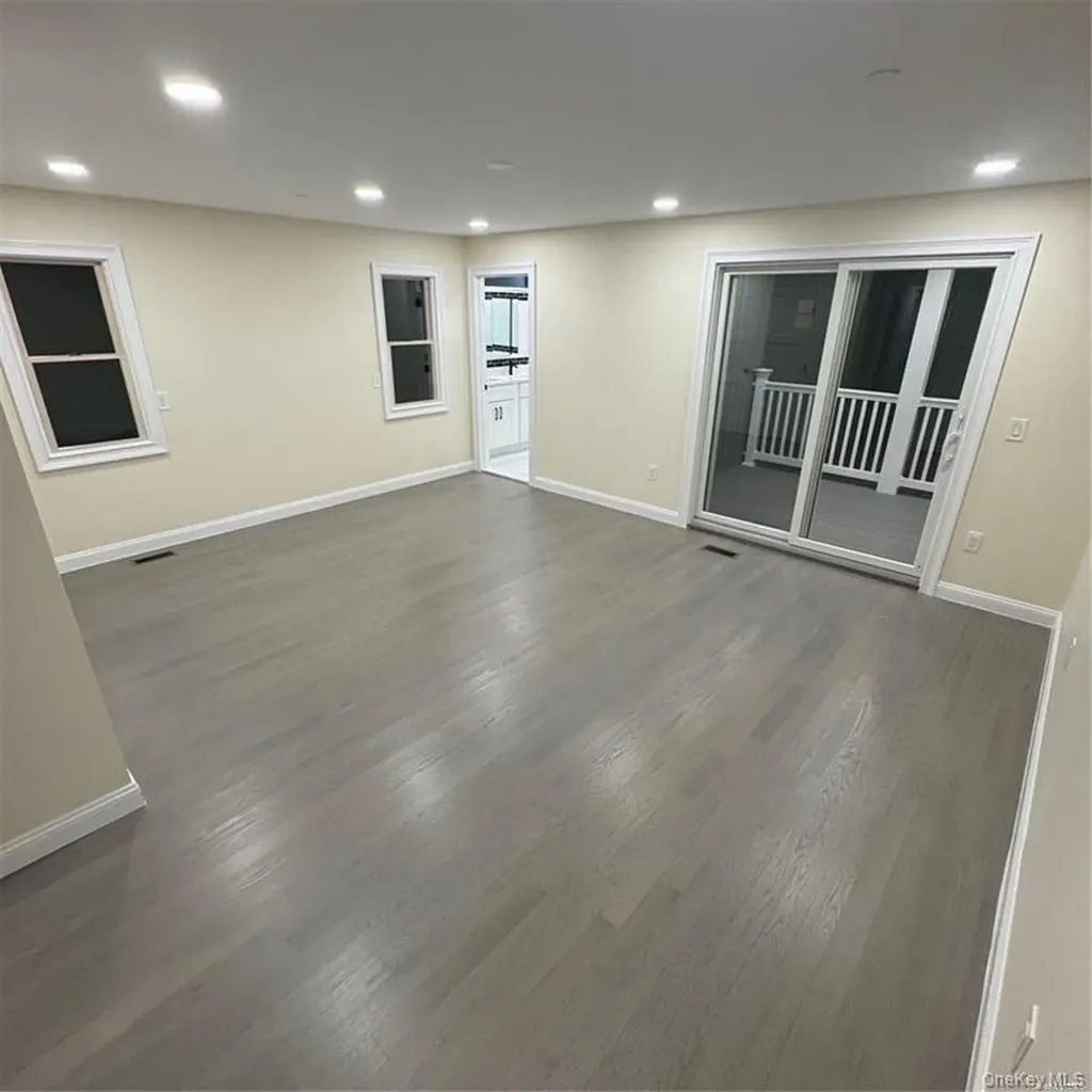 517 Monroe Boulevard Long Beach NY 11561