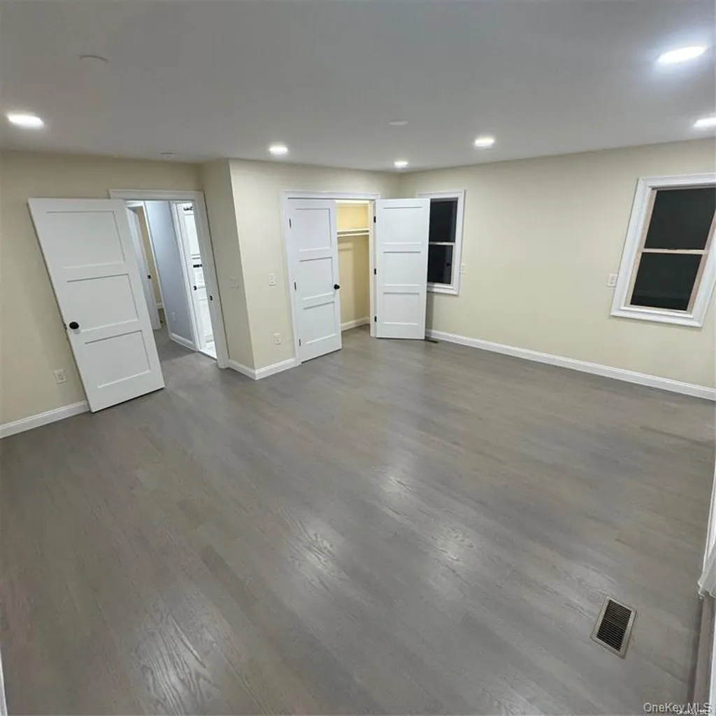 517 Monroe Boulevard Long Beach NY 11561