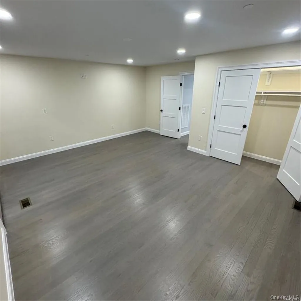 517 Monroe Boulevard Long Beach NY 11561