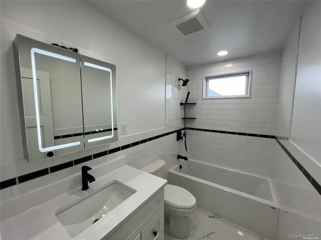 517 Monroe Boulevard Long Beach NY 11561