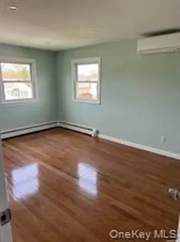 23 Jamaica Avenue Plainview NY 11803