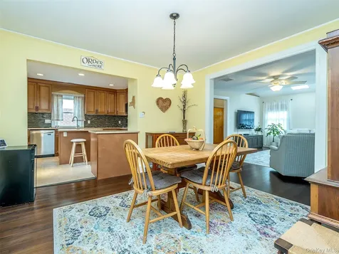 1 Raymond Street Glen Cove NY 11542