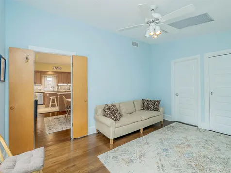 1 Raymond Street Glen Cove NY 11542