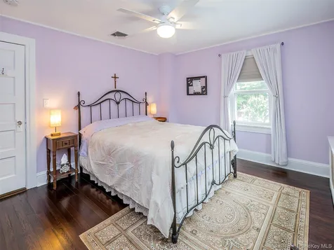 1 Raymond Street Glen Cove NY 11542