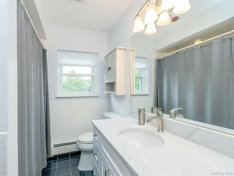 1 Raymond Street Glen Cove NY 11542