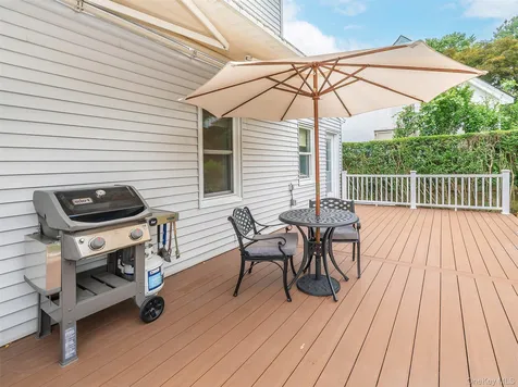 1 Raymond Street Glen Cove NY 11542
