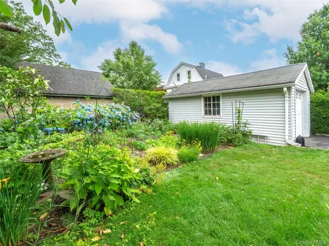 1 Raymond Street Glen Cove NY 11542