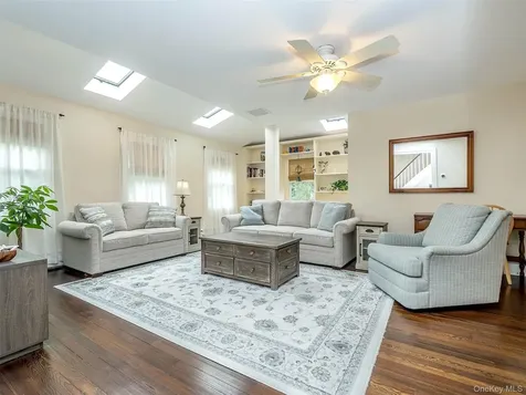 1 Raymond Street Glen Cove NY 11542
