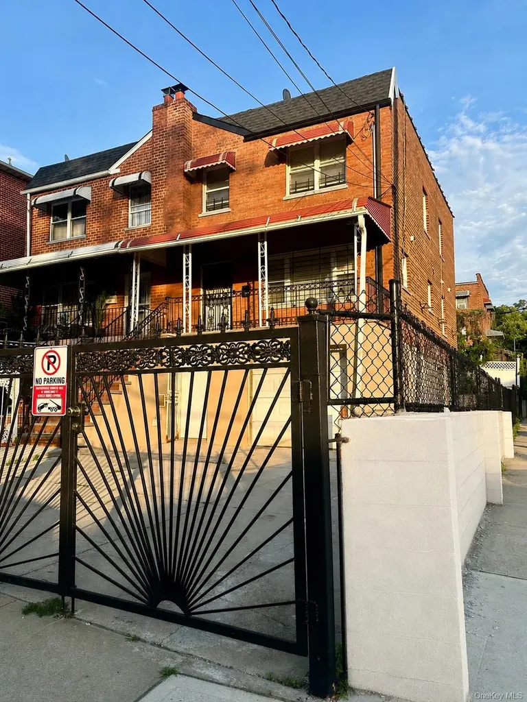 1440 Needham Avenue Bronx NY 10469