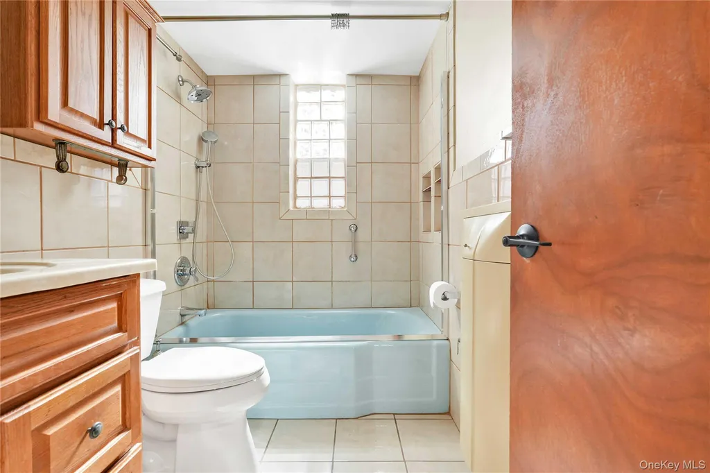 5306 Glenwood Road Brooklyn NY 11234