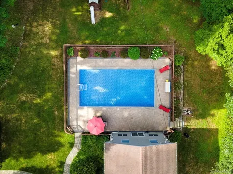 60 Traver Road Pleasant Valley NY 12569