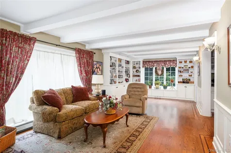 60 Traver Road Pleasant Valley NY 12569