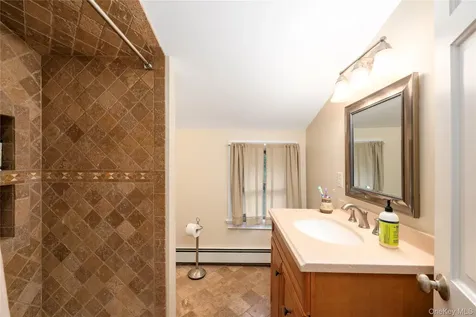 60 Traver Road Pleasant Valley NY 12569