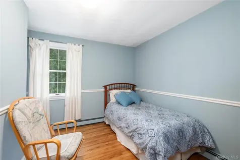 60 Traver Road Pleasant Valley NY 12569