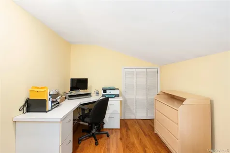 60 Traver Road Pleasant Valley NY 12569