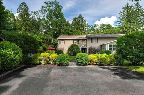60 Traver Road Pleasant Valley NY 12569