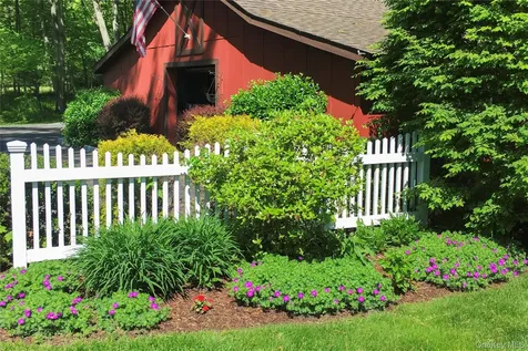 60 Traver Road Pleasant Valley NY 12569