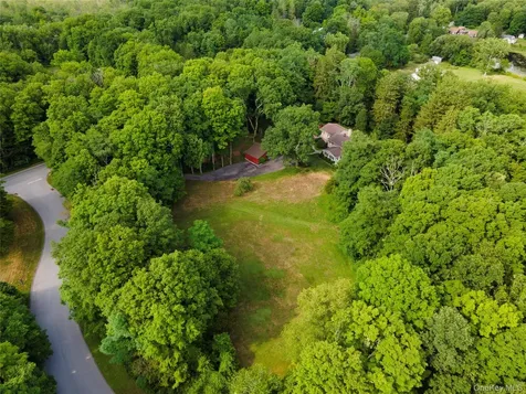 60 Traver Road Pleasant Valley NY 12569