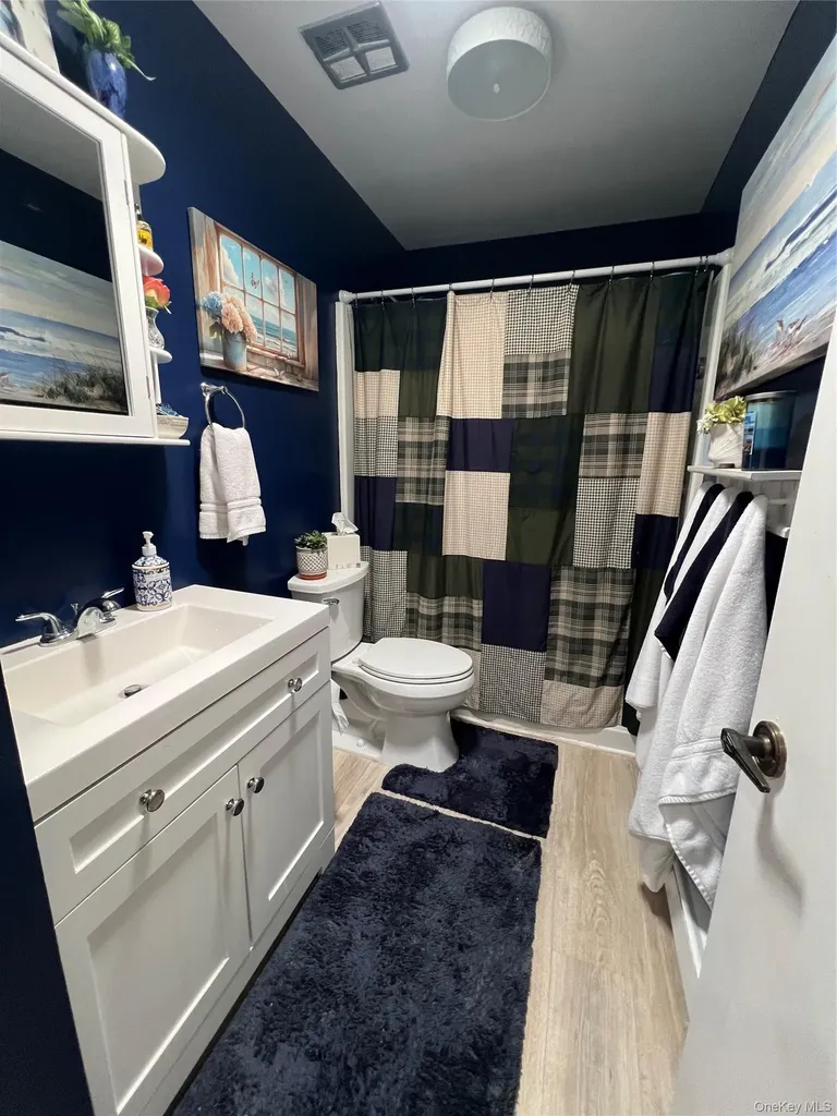 311 Woodbridge Drive Ridge NY 11961