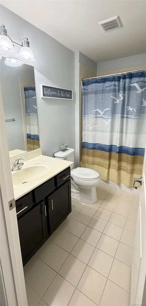 2012 Hawthorn Way New Windsor NY 12553