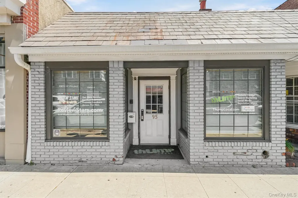 95 Rockaway Avenue Valley Stream NY 11580