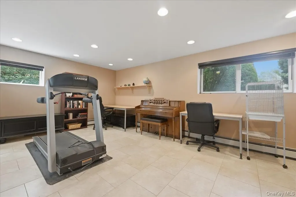 1279 Paul Street Seaford NY 11783