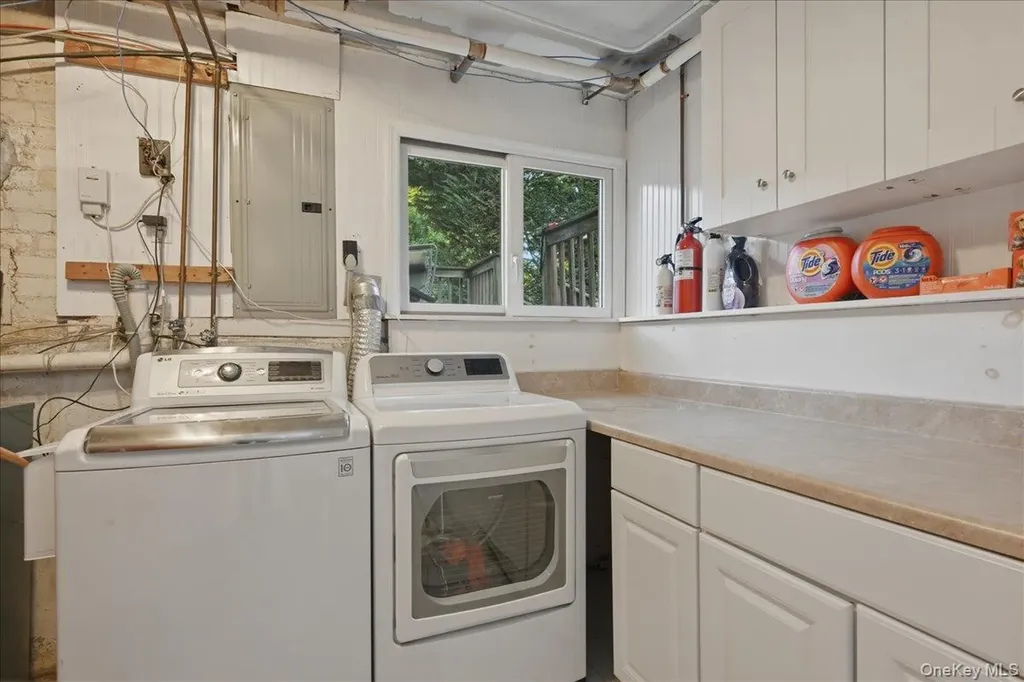 1279 Paul Street Seaford NY 11783