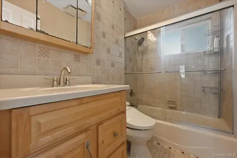 1279 Paul Street Seaford NY 11783