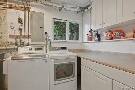 1279 Paul Street Seaford NY 11783