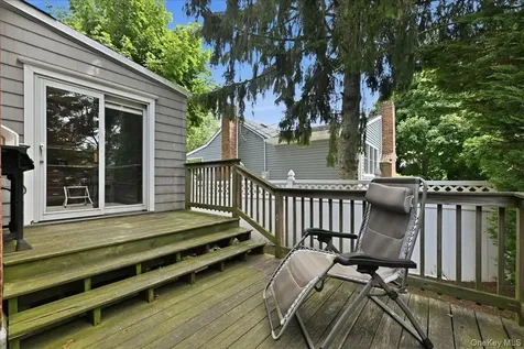 1279 Paul Street Seaford NY 11783