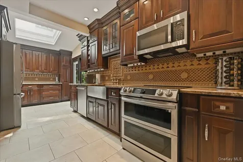 1279 Paul Street Seaford NY 11783