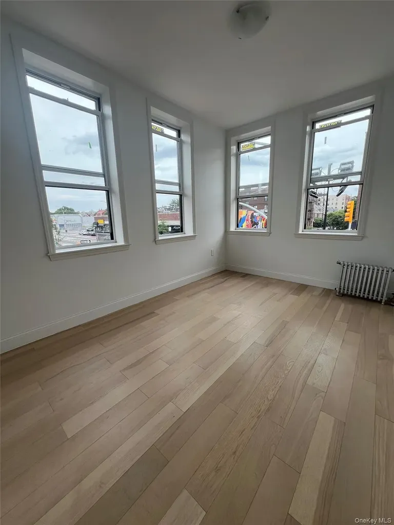 83-19 Northern Boulevard Jackson Heights NY 11372