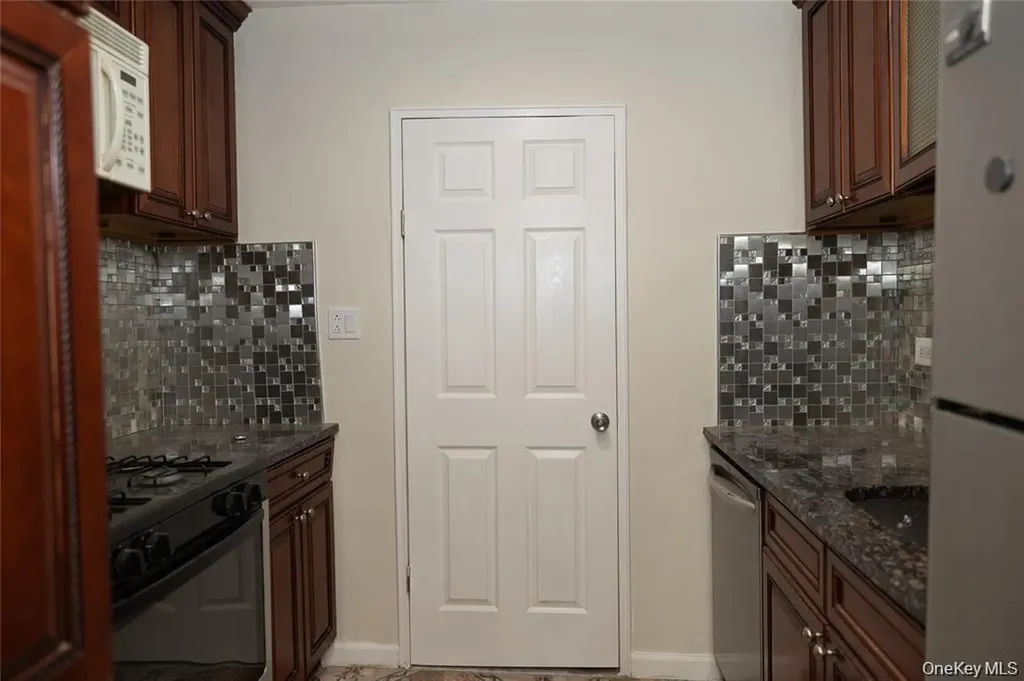 1275 E 51st Street Brooklyn NY 11234
