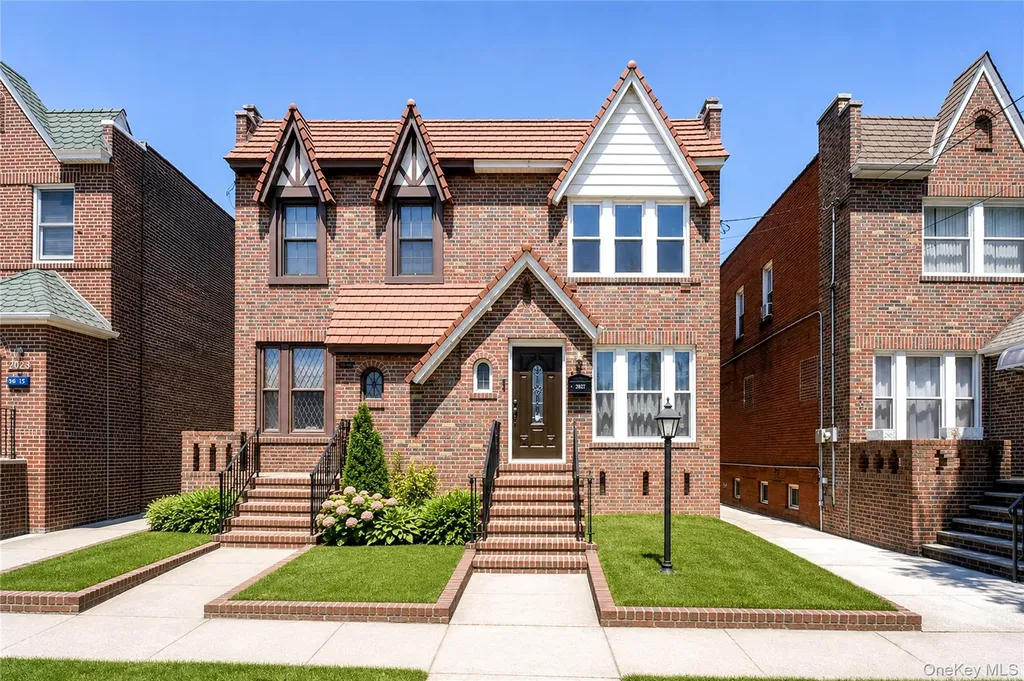 2027 E 35th Street Brooklyn NY 11234