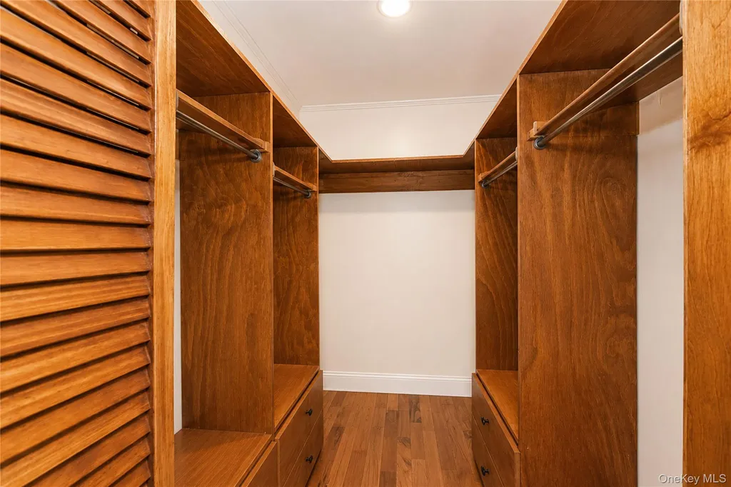 2027 E 35th Street Brooklyn NY 11234
